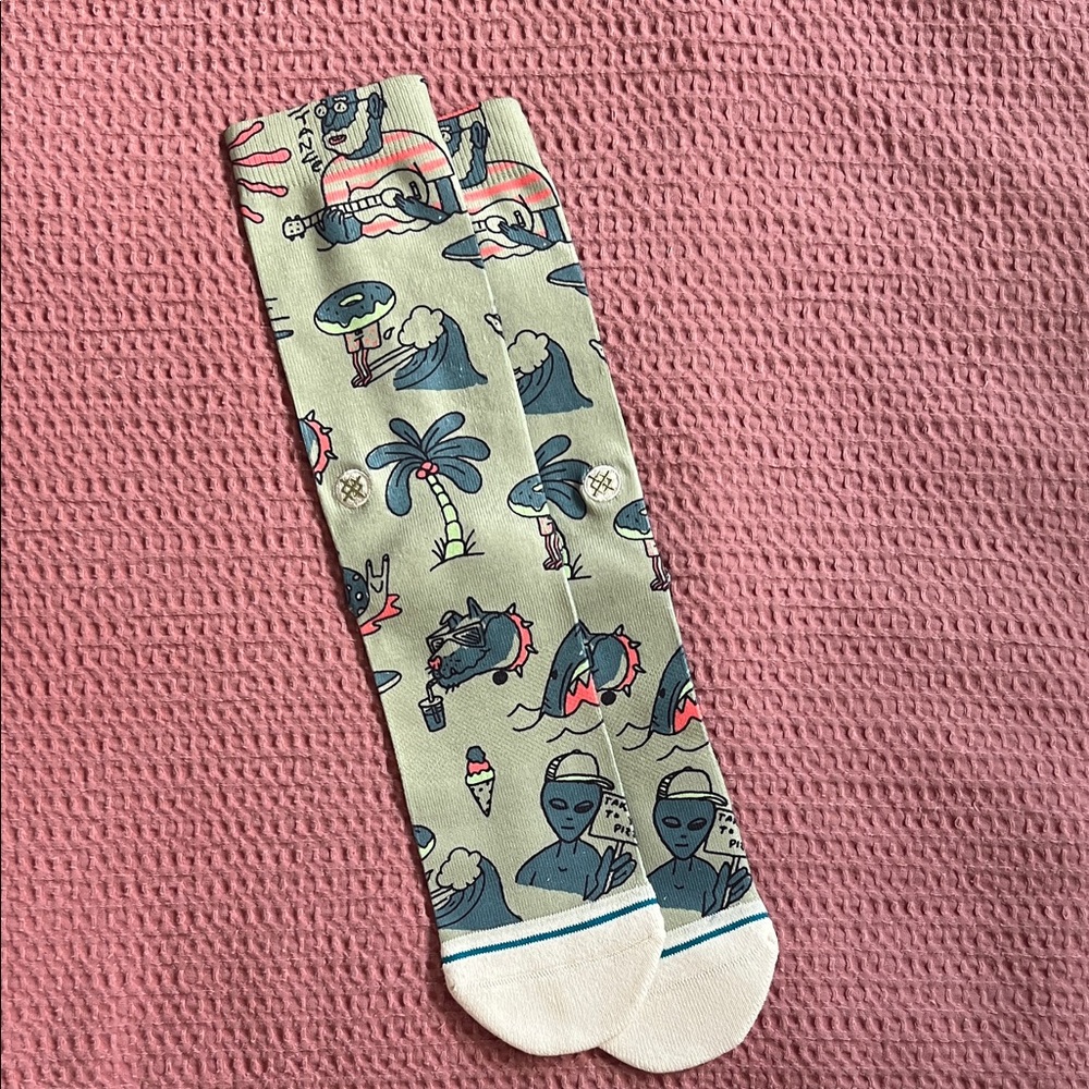 Stance Alien Graphic Crew Socks - Green and Beige - never been word - large